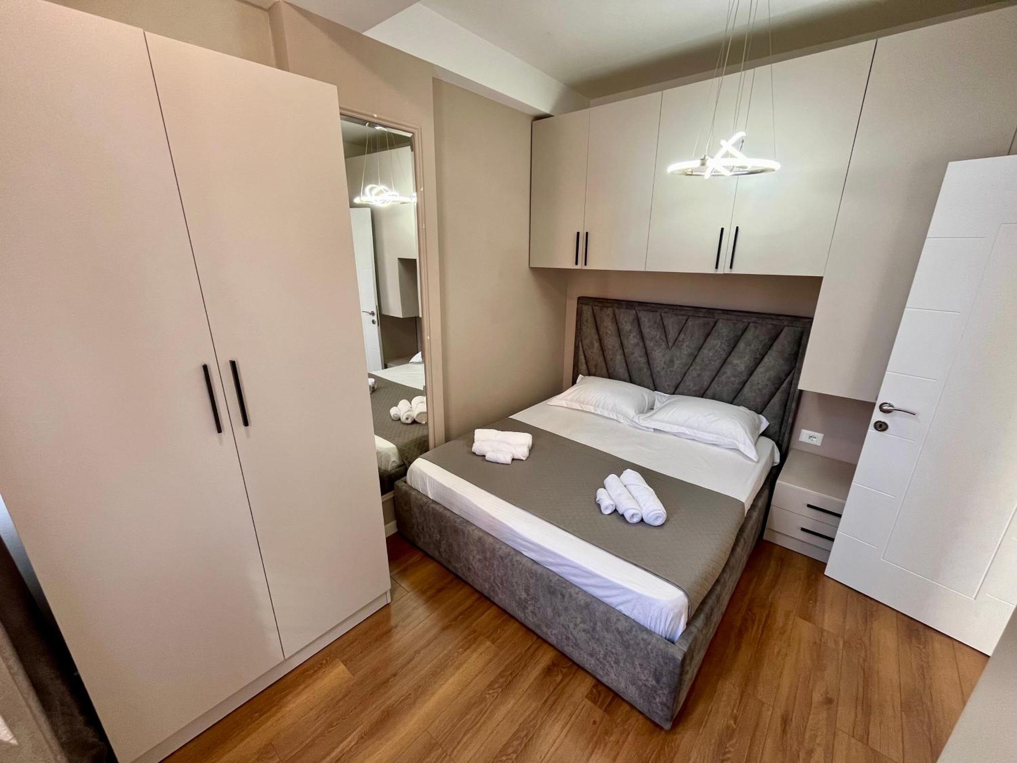 Center Cozy Apartment Tirana