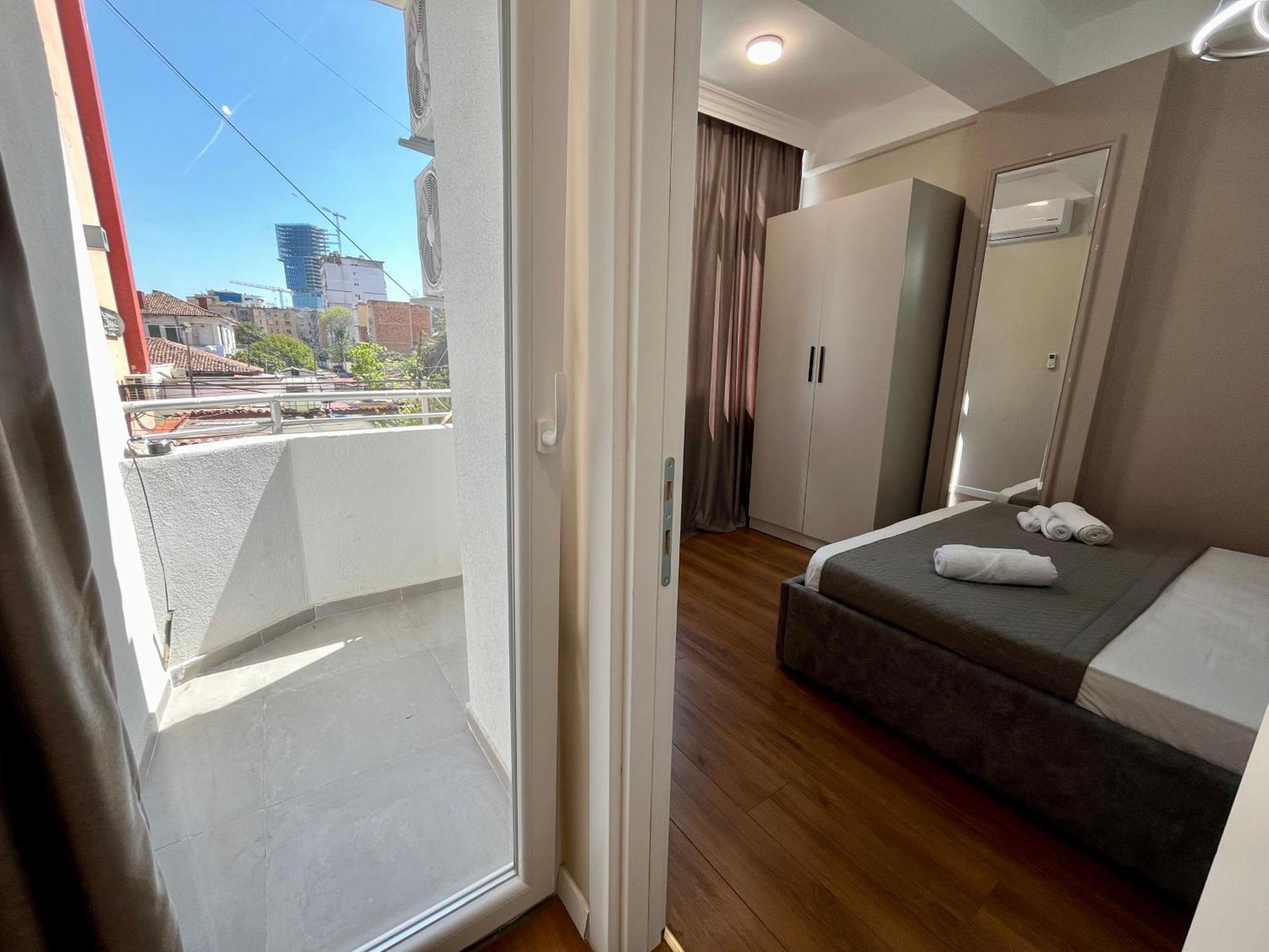 Apartment Center Cozy Tirana